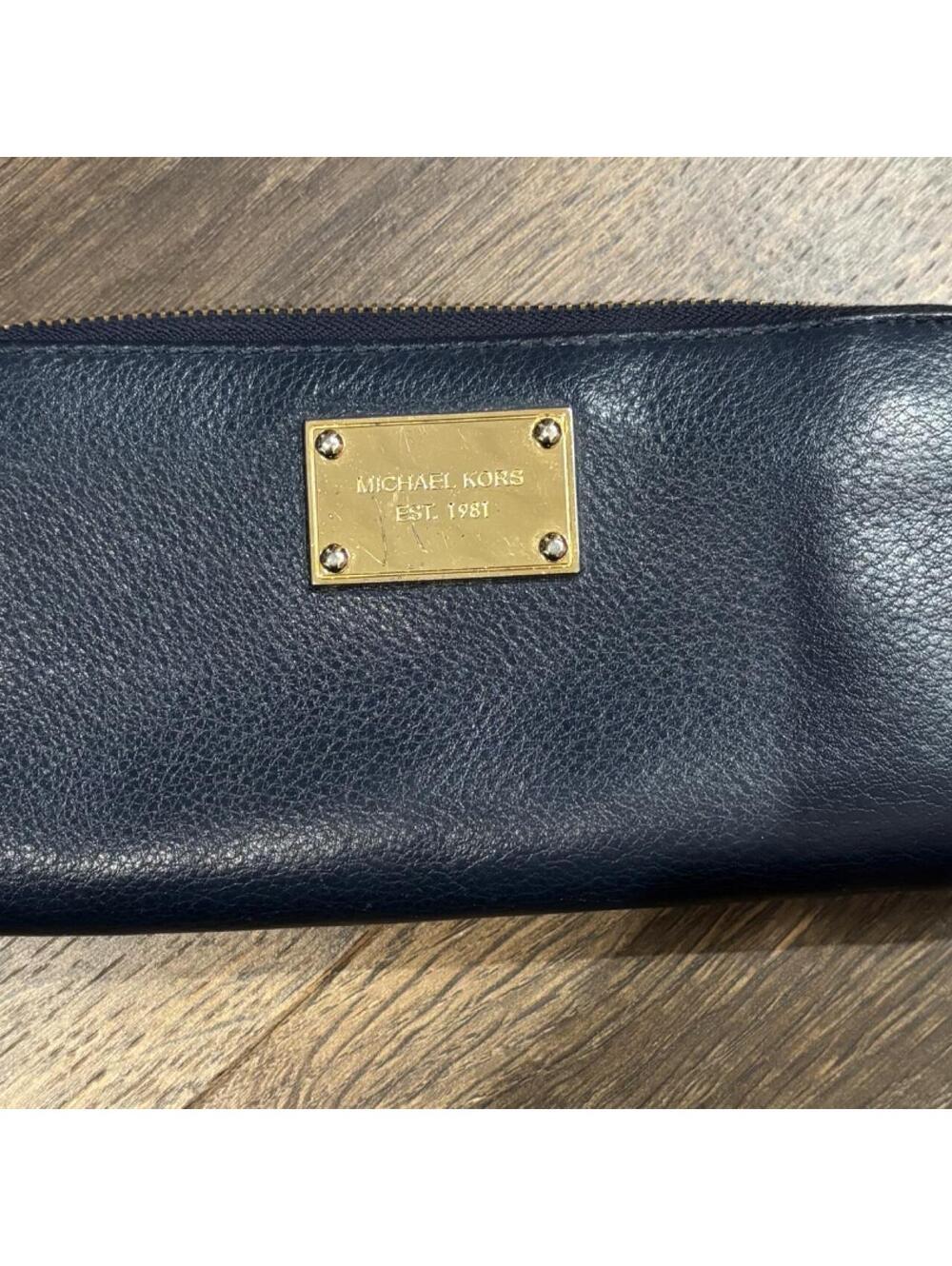 Michael Kors Women's Black and Navy Wallet-purs